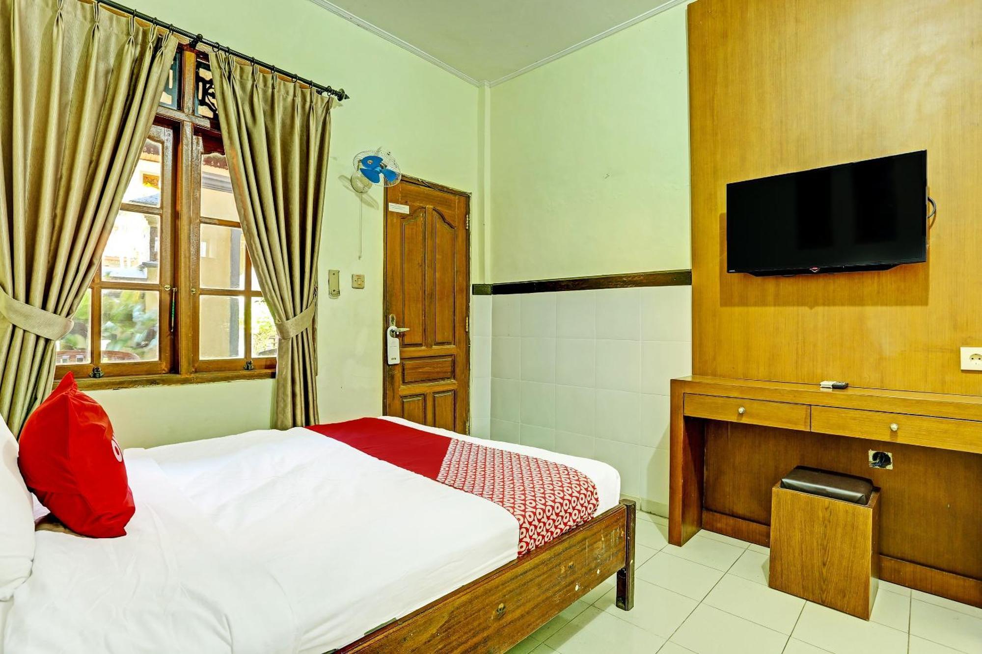 Hotel Oyo Collection O 91125 Puri Dewa Bharata Jimbaran Exterior foto