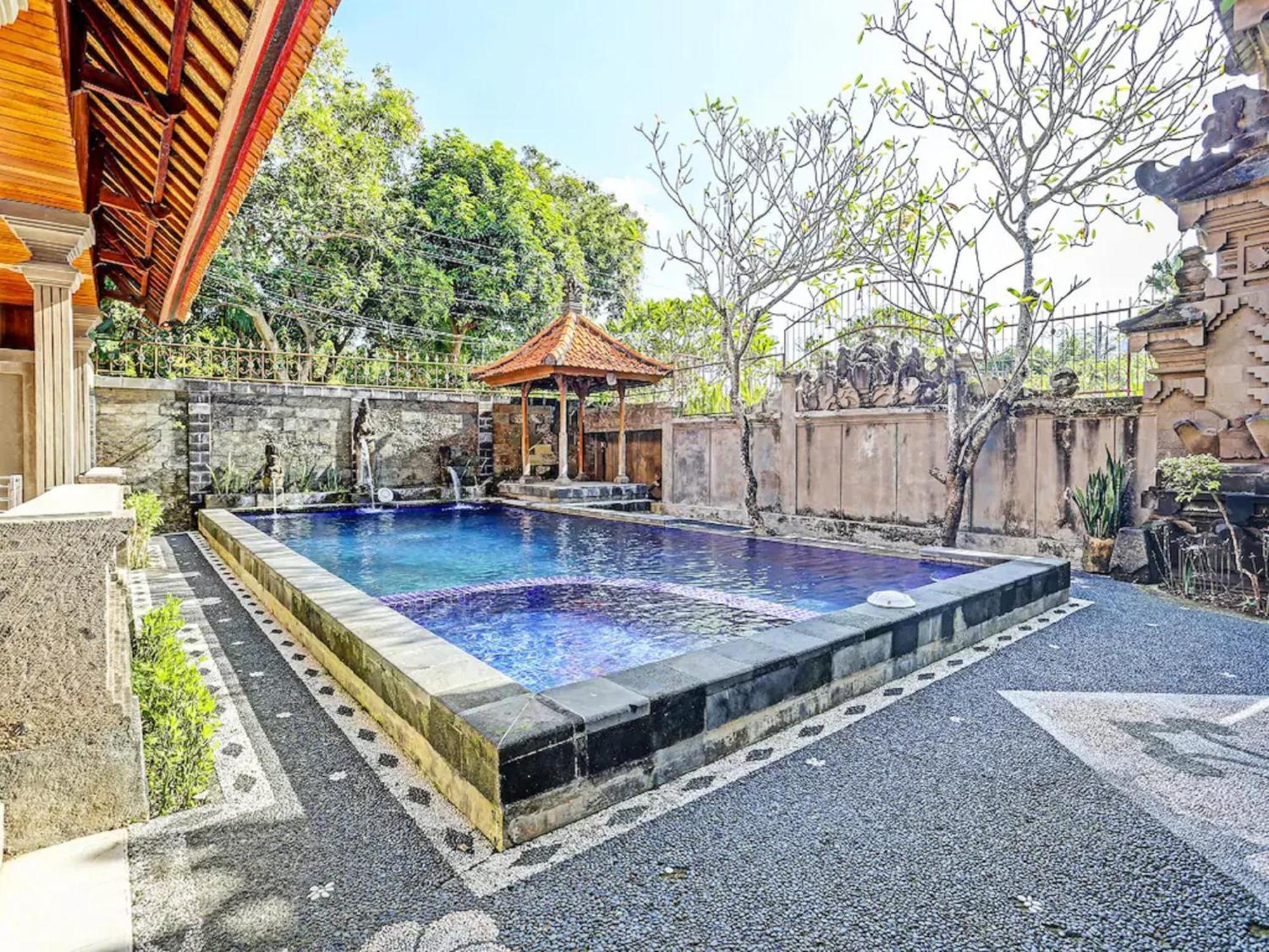 Hotel Oyo Collection O 91125 Puri Dewa Bharata Jimbaran Exterior foto